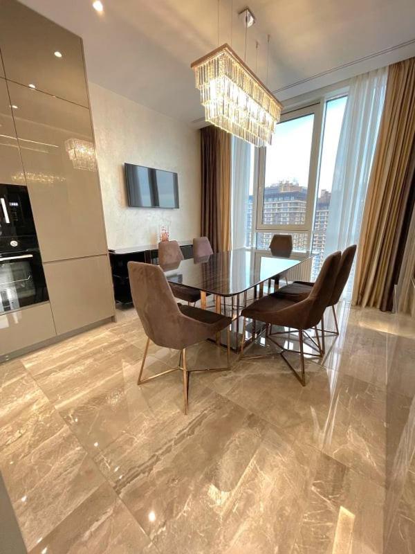 Vip Apartment 120M2 With Panoramic Windows, 22 Floor. Obolon Kiev Dış mekan fotoğraf